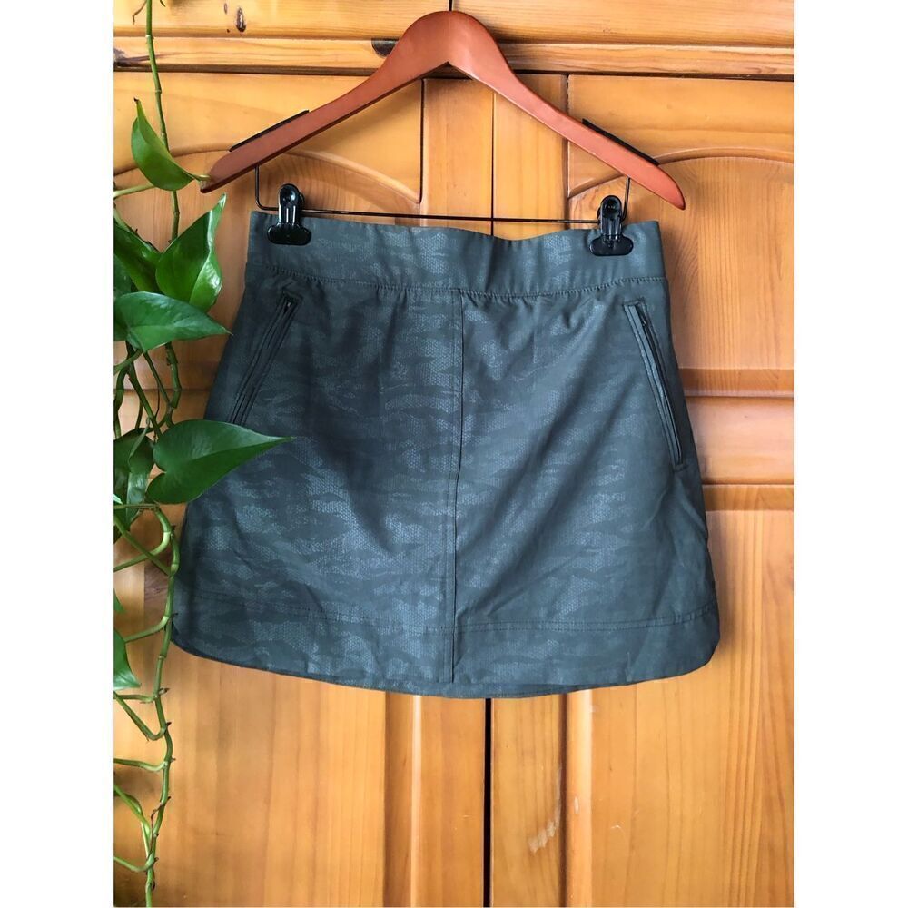 Orvis Olive Green Skort with Zip Pockets